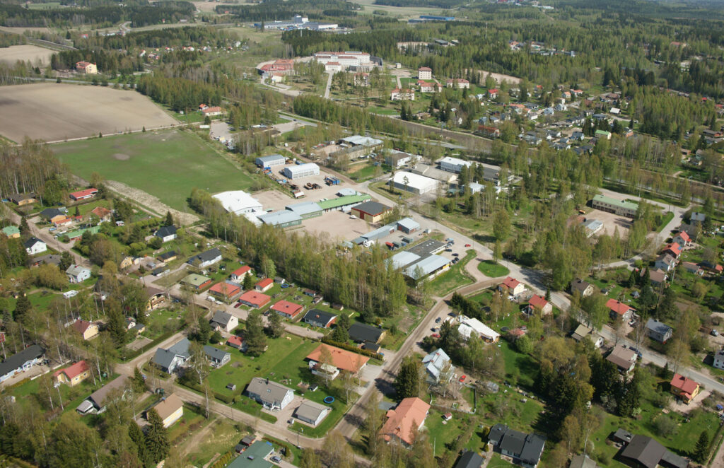 Oblique aerial view of the site plan area at the northern end of Petsamonkatu.