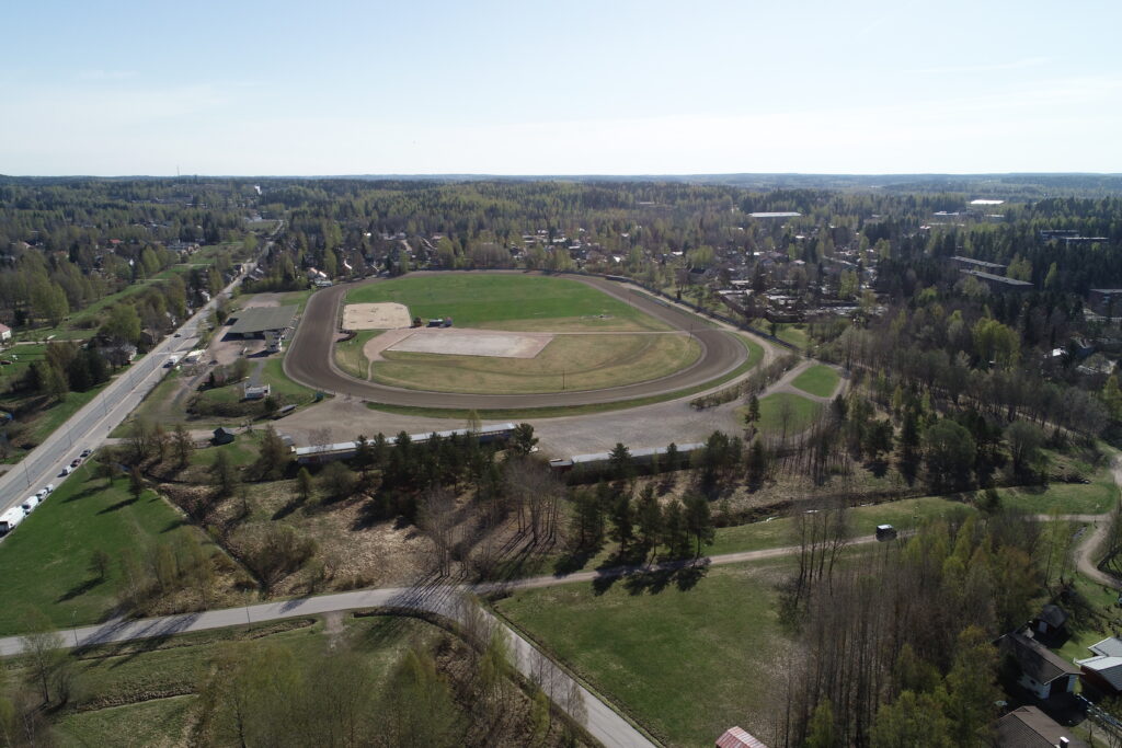 Oblique aerial view of the Ravirata-Juurevantie site plan area.