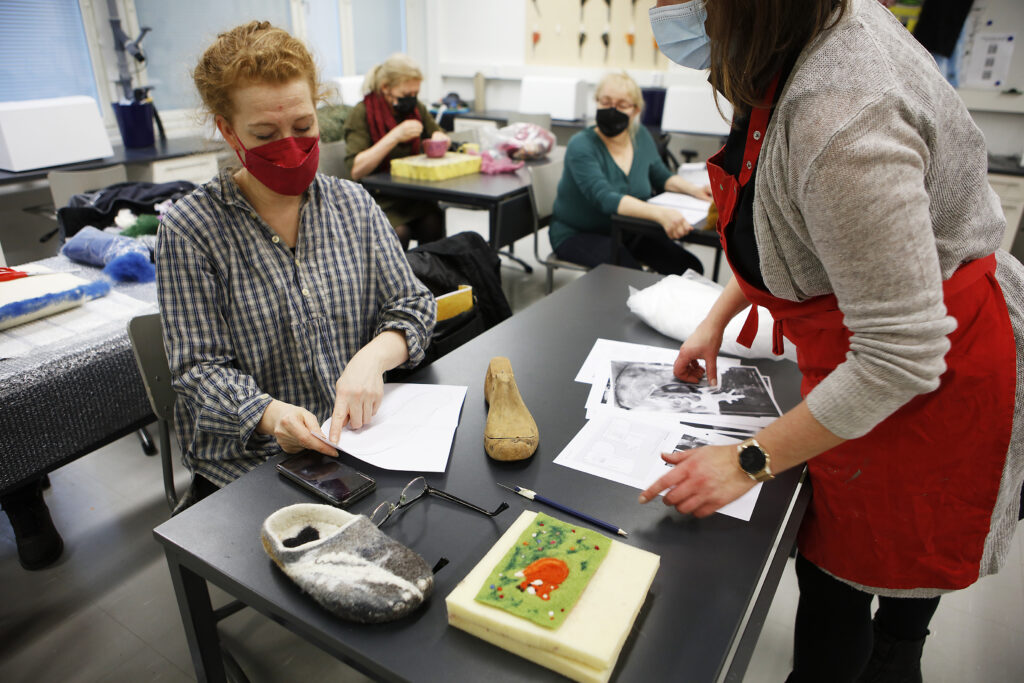 Art school group lesson for adults.